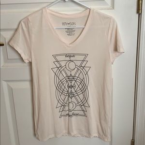 Graphic tee